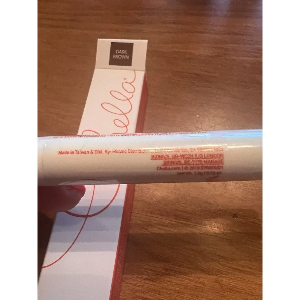 N/A brown eyebrow color